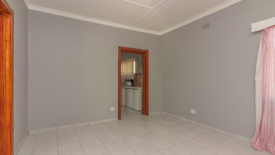 3 Bedroom Property for Sale in Kroonheuwel Free State